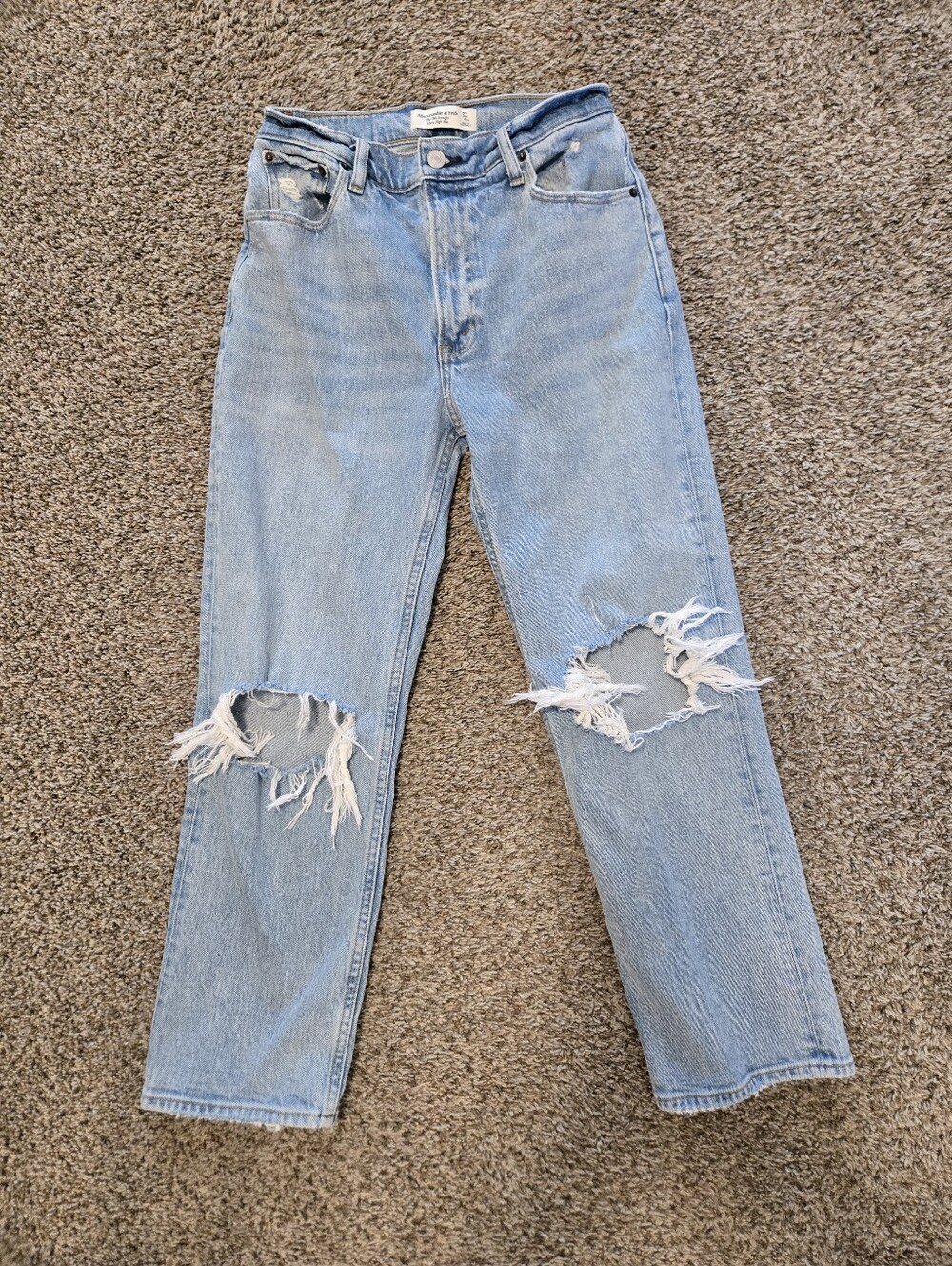 Abercrombie & Fitch Light Blue Distressed Boyfriend Jeans Sz 27 Short/4